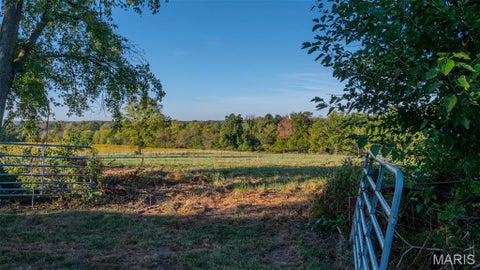 Tiny photo for 22 Gnade Rd, Elsberry, MO 63343 (MLS # 26063470)