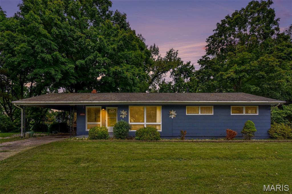 Photo 1 of 19 — 10866 Mercer Ct Court, St Ann, MO 63074