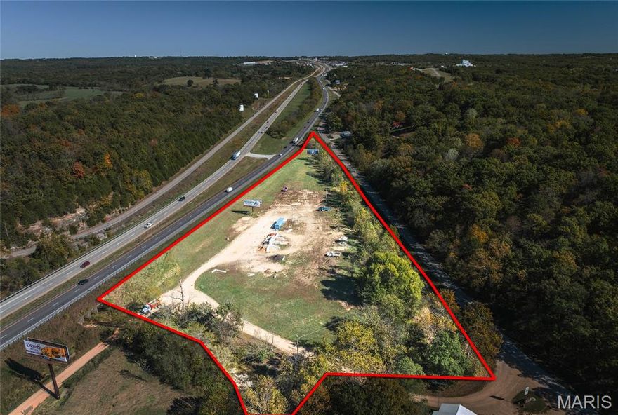 Prime commercial opportunity on 7.57 acres with excellent visibility from I-44! Property features its own well and utilities, plus a Conex unit on site for storage or workspace. Currently operating as a landscaping business, but the location and setup offer endless potential for a variety of commercial uses. Don’t miss this versatile property with great exposure and easy access!