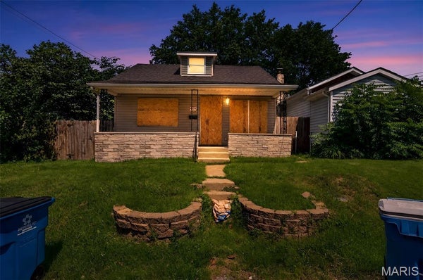 409 W HOLDEN AVE, SAINT LOUIS, MO 63125 - Image d6d06169bbf9dff35652d0e4495fccdb/2245164086