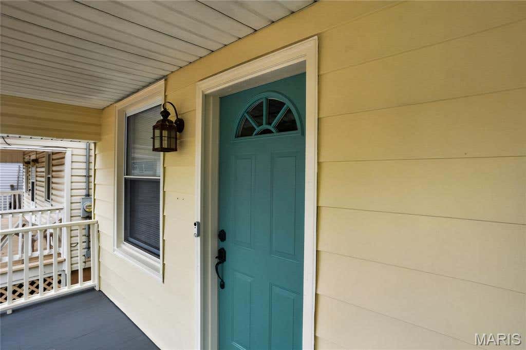 Photo of 409 W Holden Avenue, St Louis, MO 63125 (MLS # 26045793)