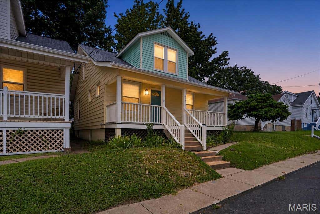 Photo of 409 W Holden Avenue, St Louis, MO 63125 (MLS # 26045793)