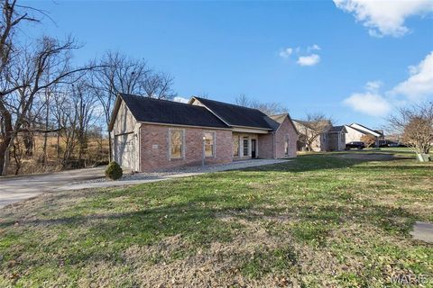 Photo of 161 Oak Creek Drive, Jackson, MO 63755 (MLS # 25082059)