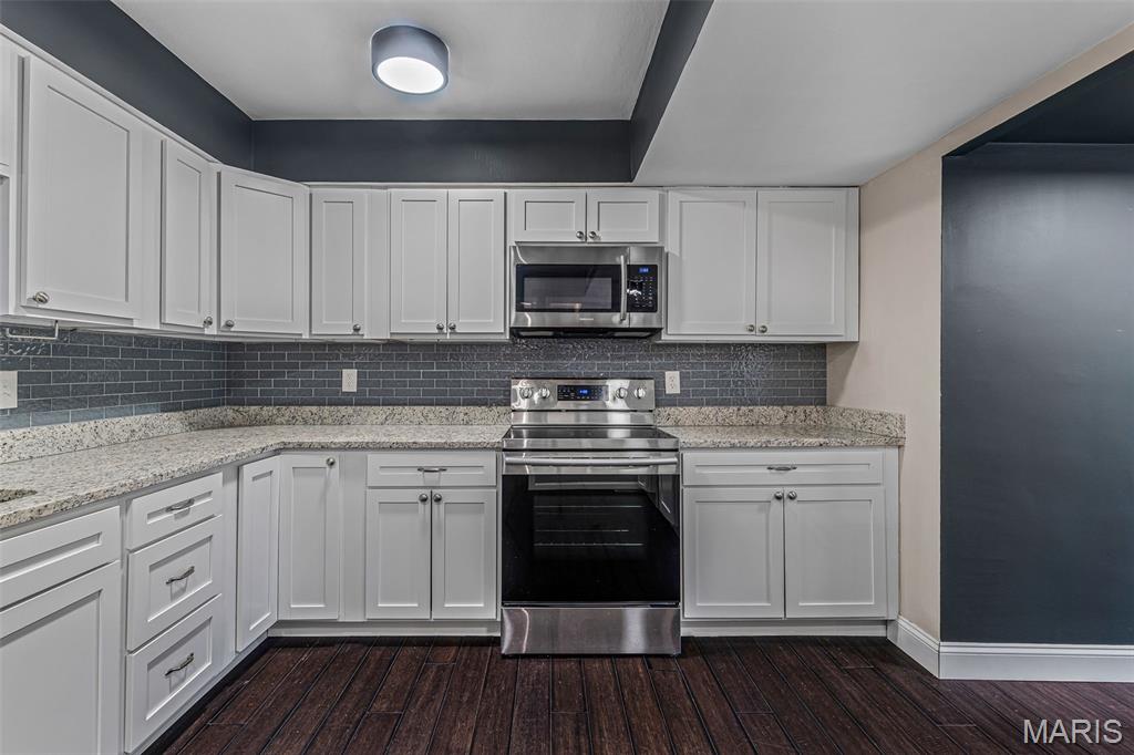 Imperial Condo The - Residential