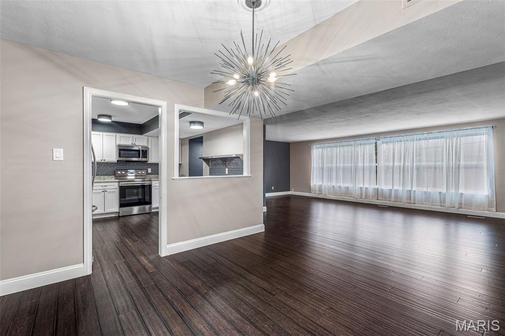 Imperial Condo The - Residential