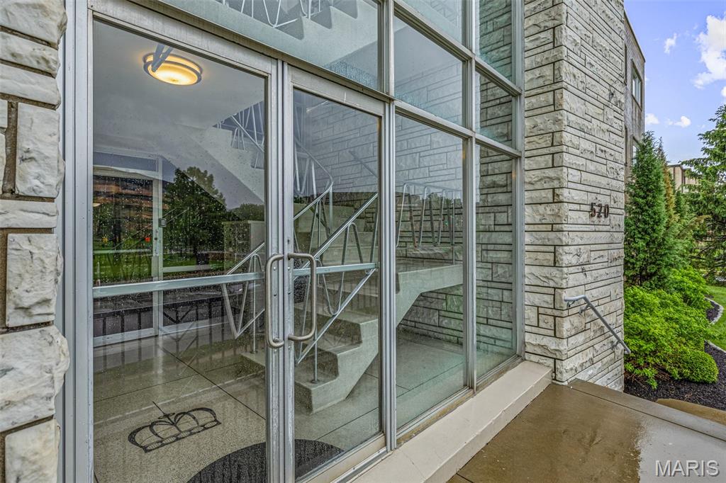 Imperial Condo The - Residential