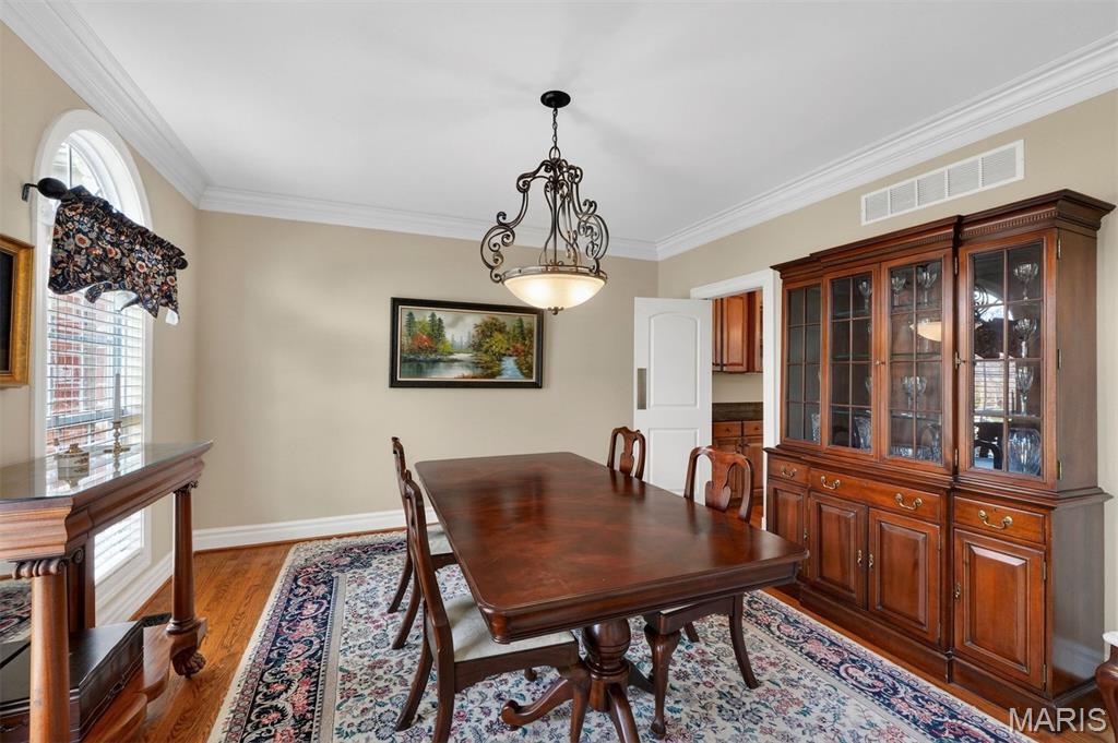 1449 Fairbrook Drive