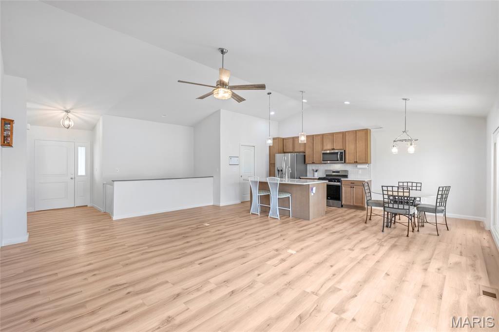 1542 Louisiana Drive