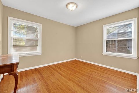 Tiny photo for 450 Forest Green Drive, Webster Groves, MO 63119 (MLS # 25066483)