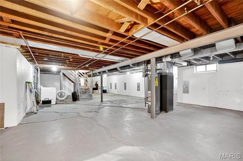 Tiny photo for 450 Forest Green Drive, Webster Groves, MO 63119 (MLS # 25066483)