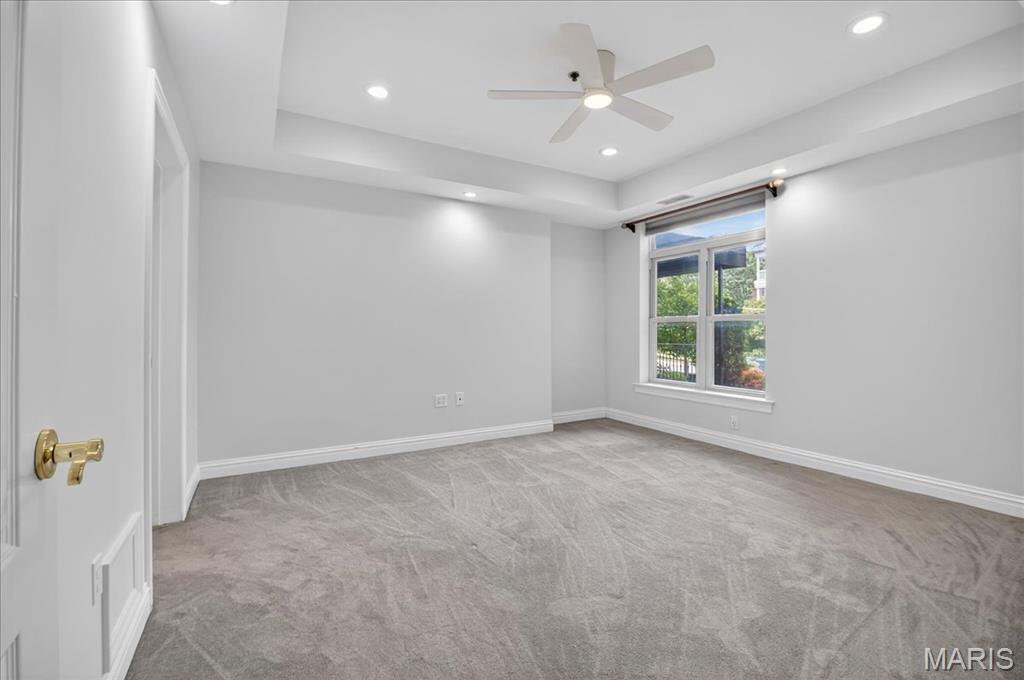 Missouri 63130, United States, 2 Bedrooms Bedrooms, ,2 BathroomsBathrooms,Residential,Coming Soon,178315