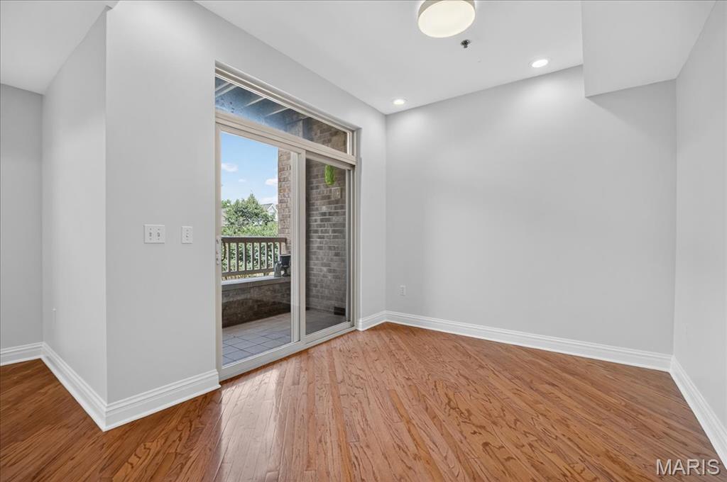 Missouri 63130, United States, 2 Bedrooms Bedrooms, ,2 BathroomsBathrooms,Residential,Coming Soon,178315