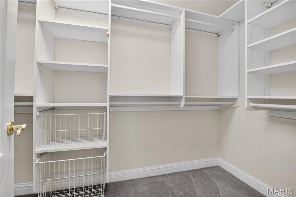 Missouri 63130, United States, 2 Bedrooms Bedrooms, ,2 BathroomsBathrooms,Residential,Coming Soon,178315