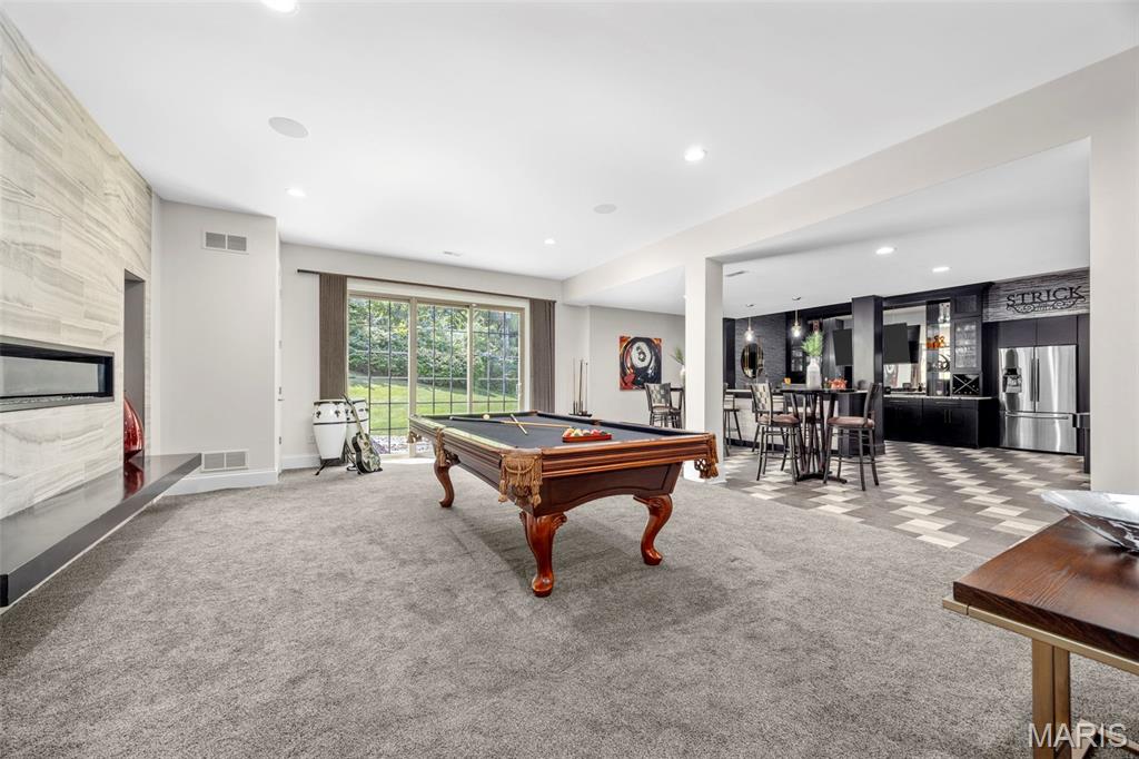 Watch Hill Road - Residential