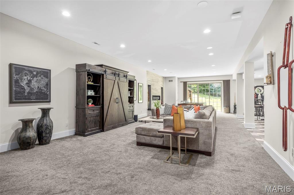 Watch Hill Road - Residential