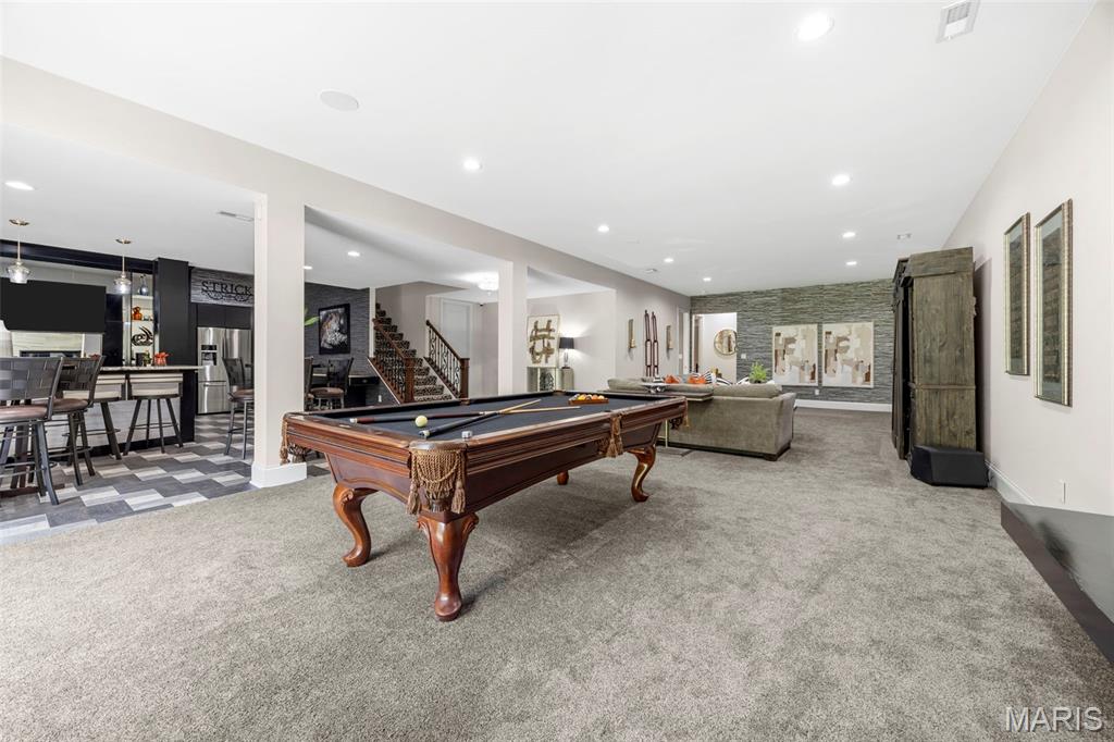 Watch Hill Road - Residential