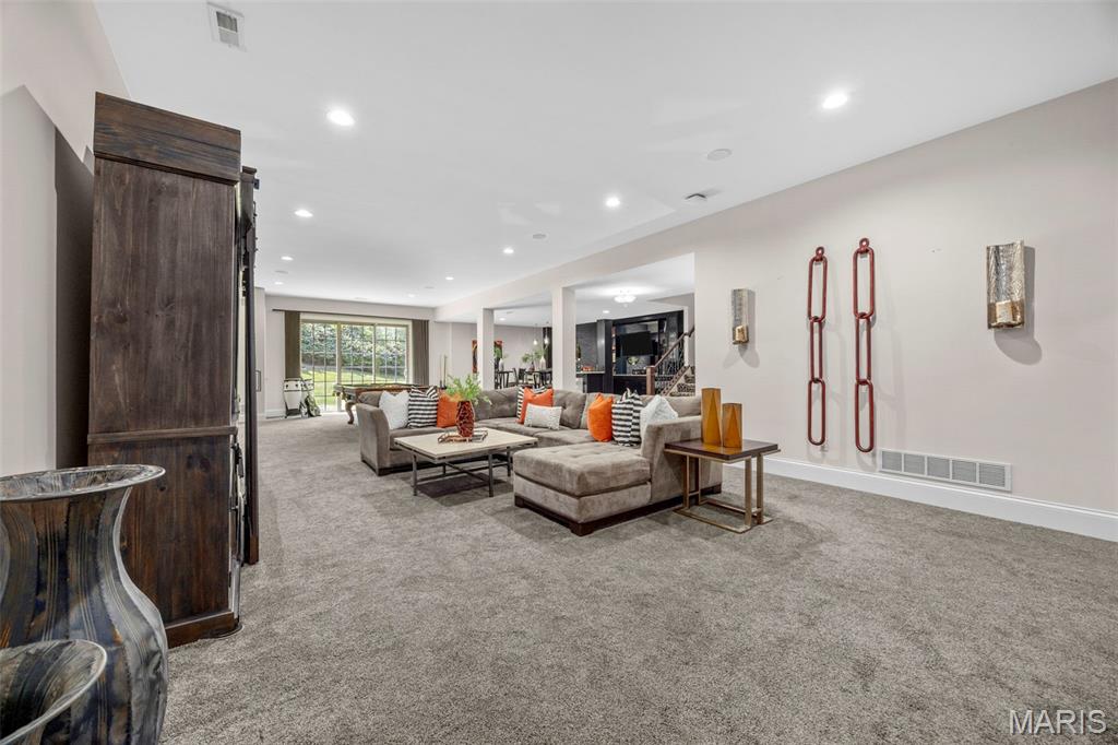 Watch Hill Road - Residential
