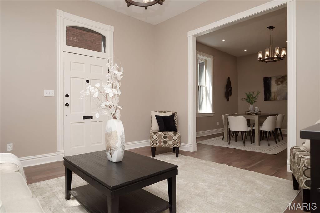 Photo of 2307 S 11th Street, St Louis, MO 63104 (MLS # 26013510)