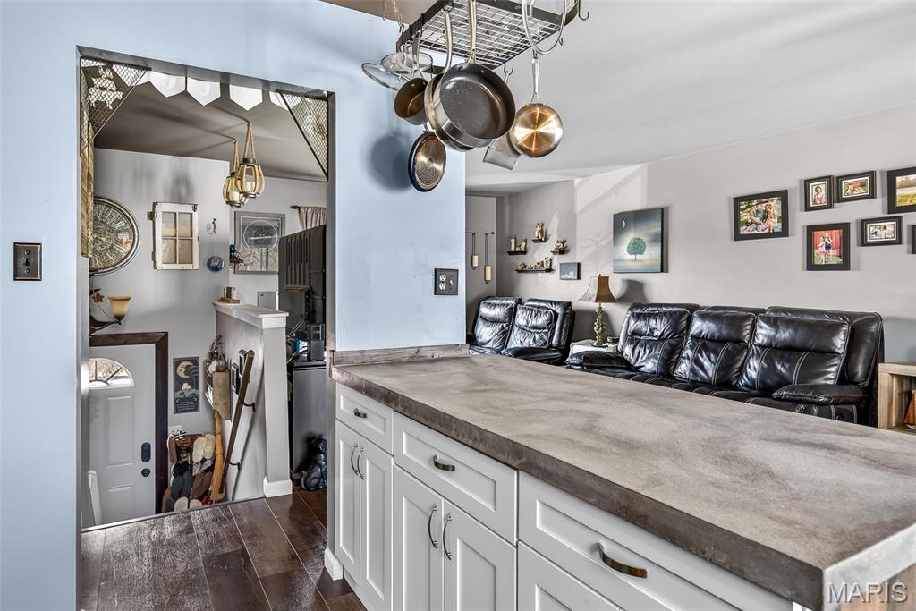 Montebello Woods 01 - Residential