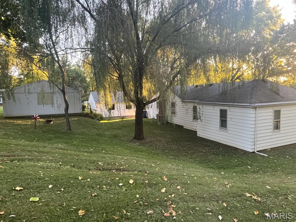 Collinsville, Illinois 62234, United States, 3 Bedrooms Bedrooms, ,1 BathroomBathrooms,Residential,Coming Soon,224962