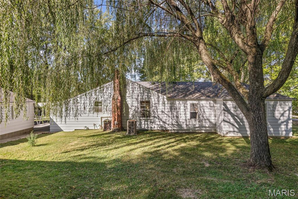 Collinsville, Illinois 62234, United States, 3 Bedrooms Bedrooms, ,1 BathroomBathrooms,Residential,Coming Soon,224962