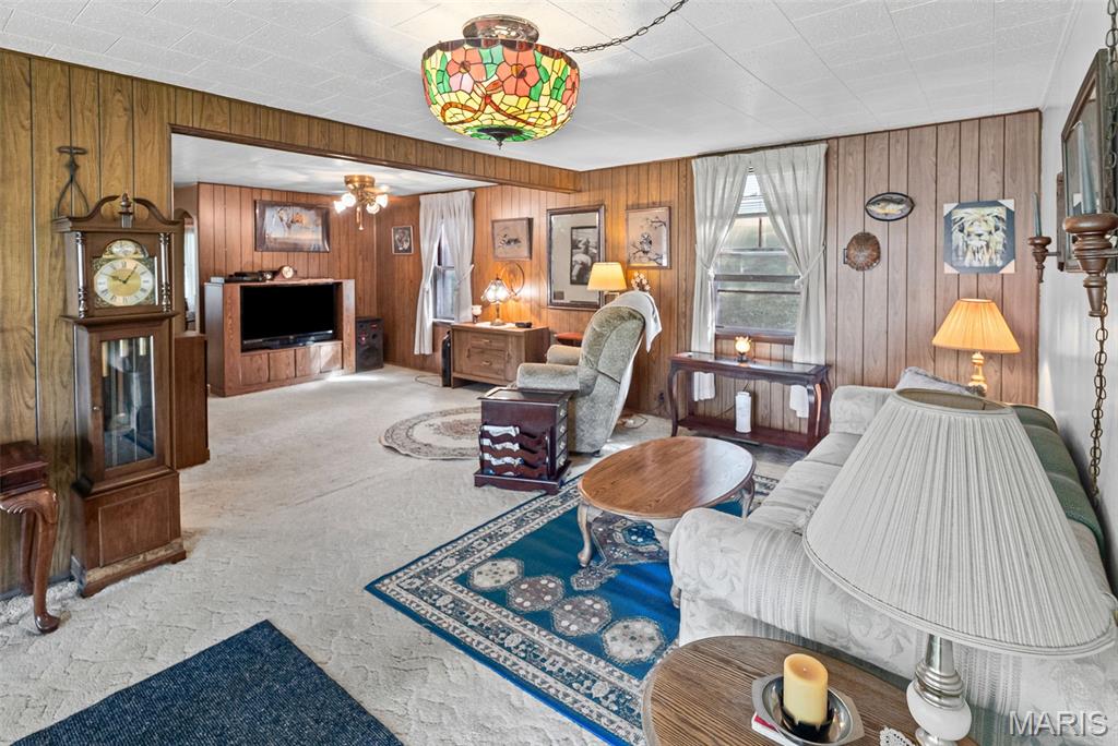 Collinsville, Illinois 62234, United States, 3 Bedrooms Bedrooms, ,1 BathroomBathrooms,Residential,Coming Soon,224962