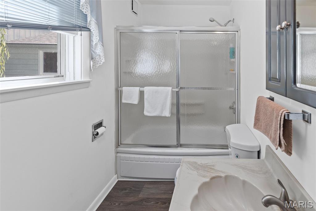 Collinsville, Illinois 62234, United States, 3 Bedrooms Bedrooms, ,1 BathroomBathrooms,Residential,Coming Soon,224962