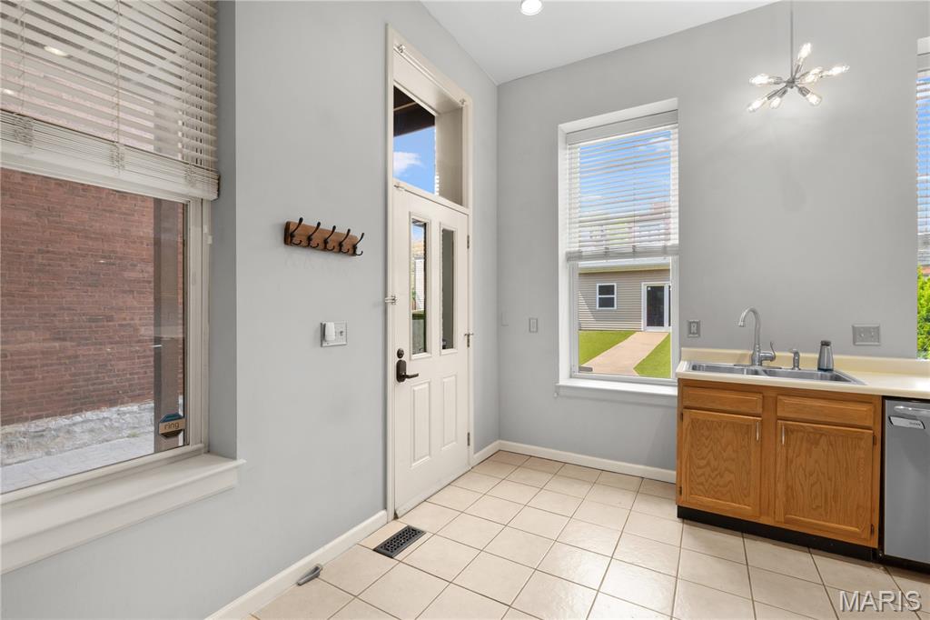 Lynch Add - Residential