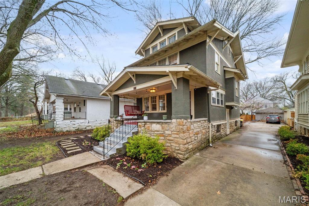 Wing and Steens Place Annex - Residential