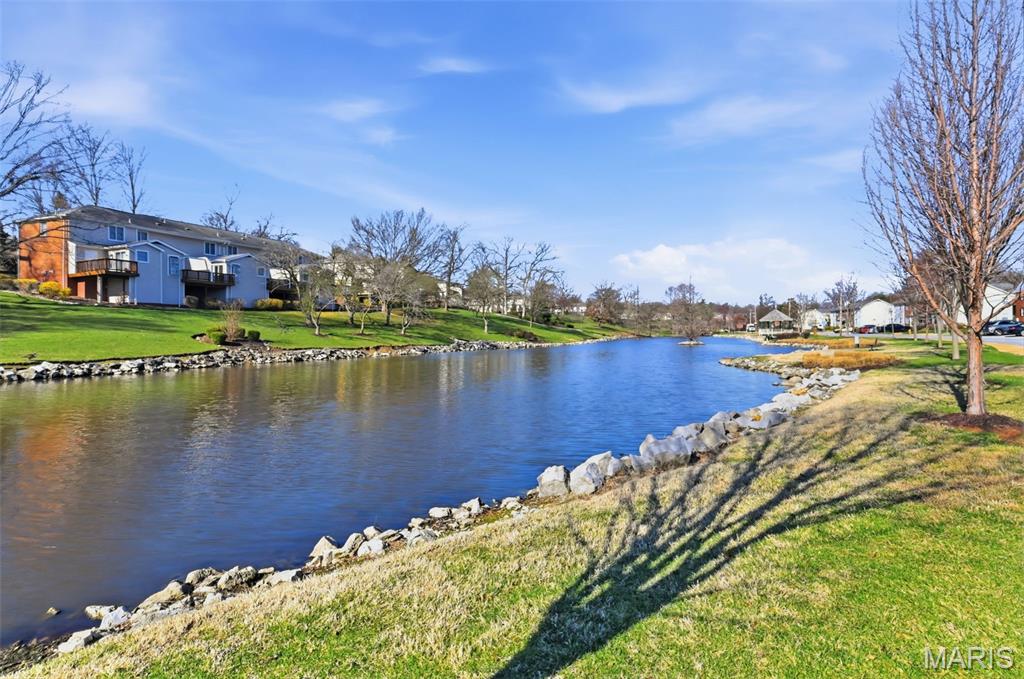 Brentwood Forest Condo Ph Three - Residential