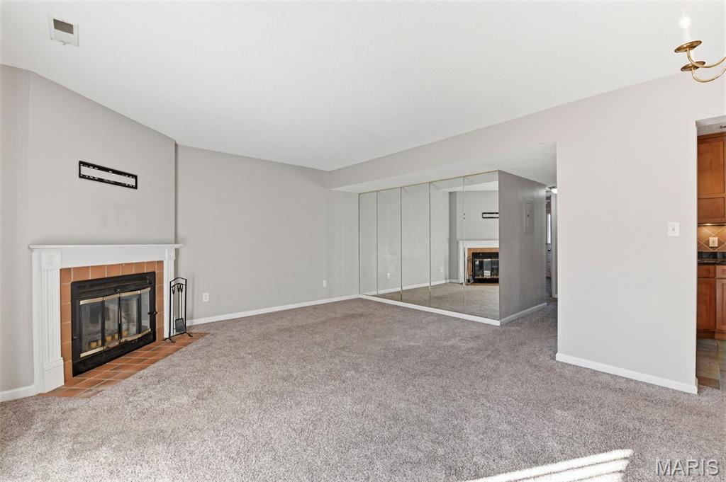 Brentwood Forest Condo Ph Three - Residential