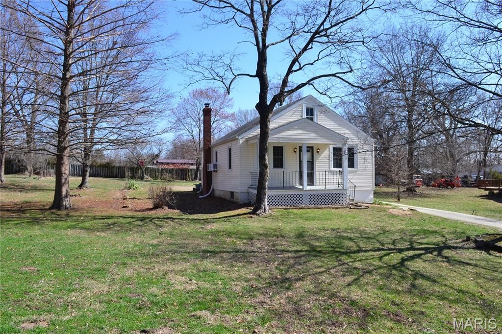 Photo of 2630 Maple Avenue, Wildwood, MO 63038 (MLS # 26013743)