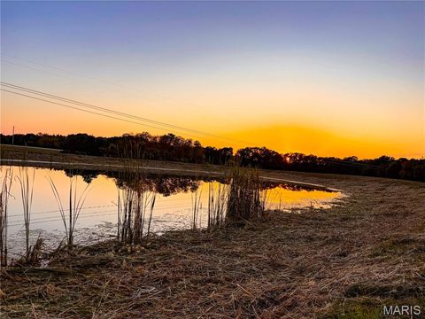 Photo of 36 Acres Sunset Trails, Warrenton, MO 63383 (MLS # 25069996)