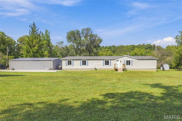 14216 CHARTER CHURCH RD, DE SOTO, MO 63020 - Image d75bcf8d58ec40ce0607cb4139c4e52c/3461875208