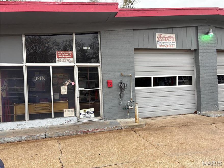 Excellant opportunity for auto repair shop, formally operated as auto repair business with 3 bays.  Fantastic location near major highways and local businesses. Location: Other