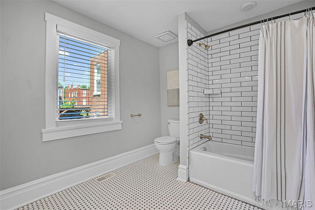 Cherokee Place - Residential