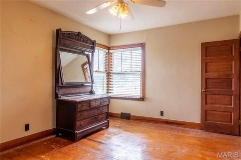 Tiny photo for 21061 Pike 307, Bowling Green, MO 63334 (MLS # 26023133)