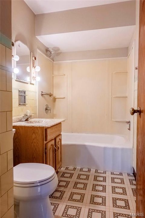 Tiny photo for 21061 Pike 307, Bowling Green, MO 63334 (MLS # 26023133)