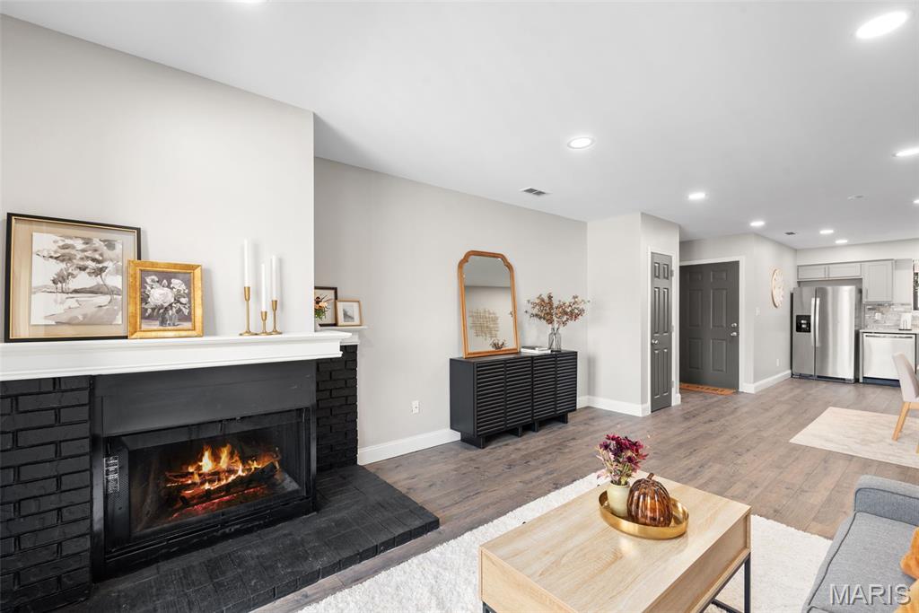 Parkside Condo - Residential