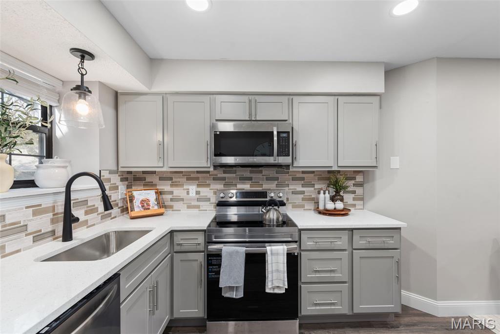 Parkside Condo - Residential