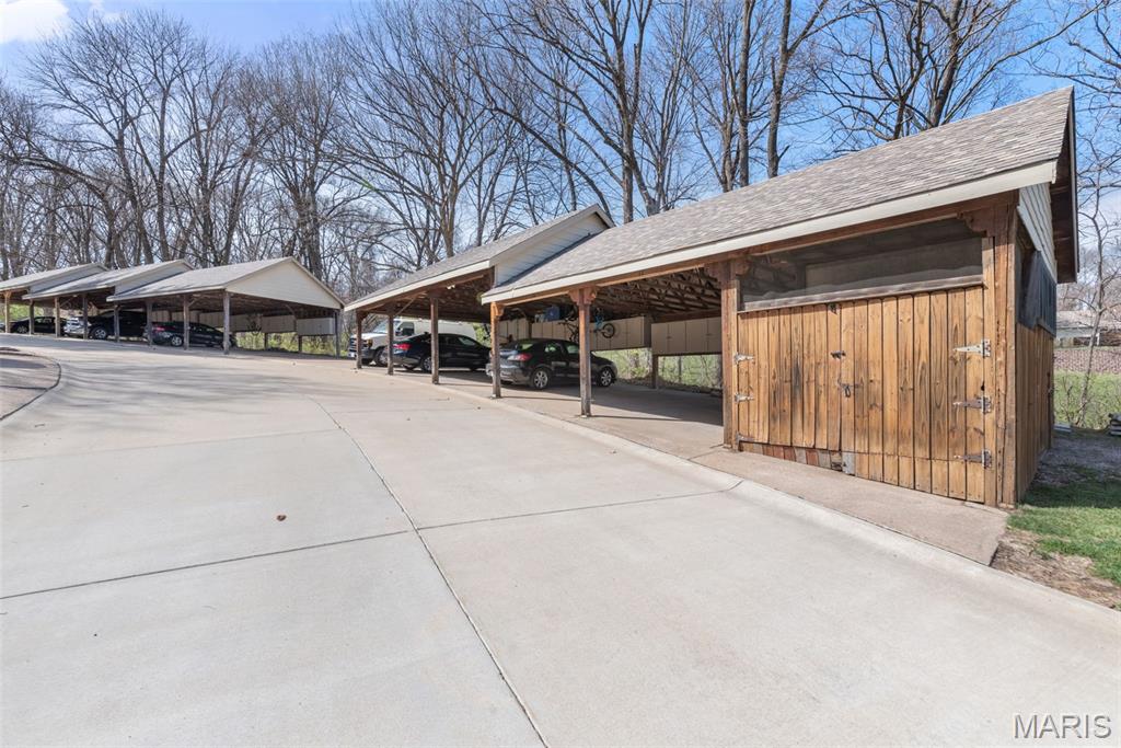 Parkside Condo - Residential