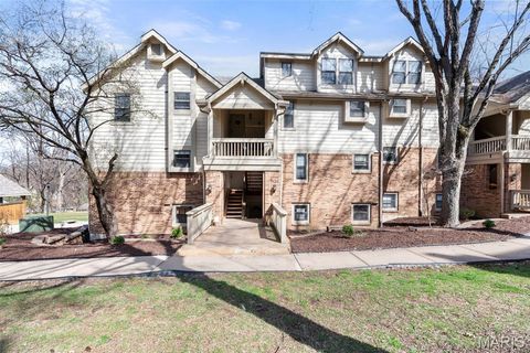 2224 Canyonlands Drive C Maryland Heights MO 63043