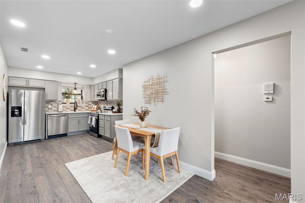 Parkside Condo - Residential