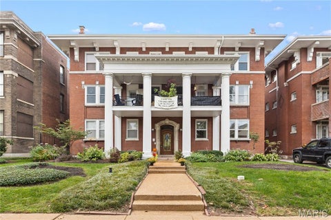 Photo of 5560 Waterman Boulevard #1W, St Louis, MO 63112 (MLS # 26069201)