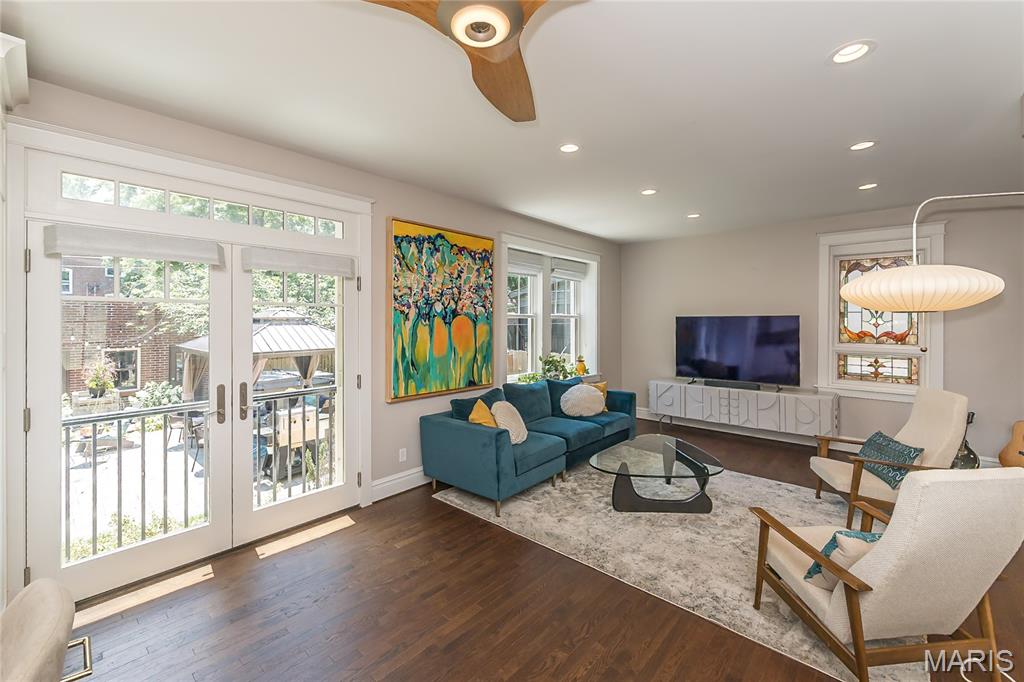 Hi Pointe/DeMun - Residential