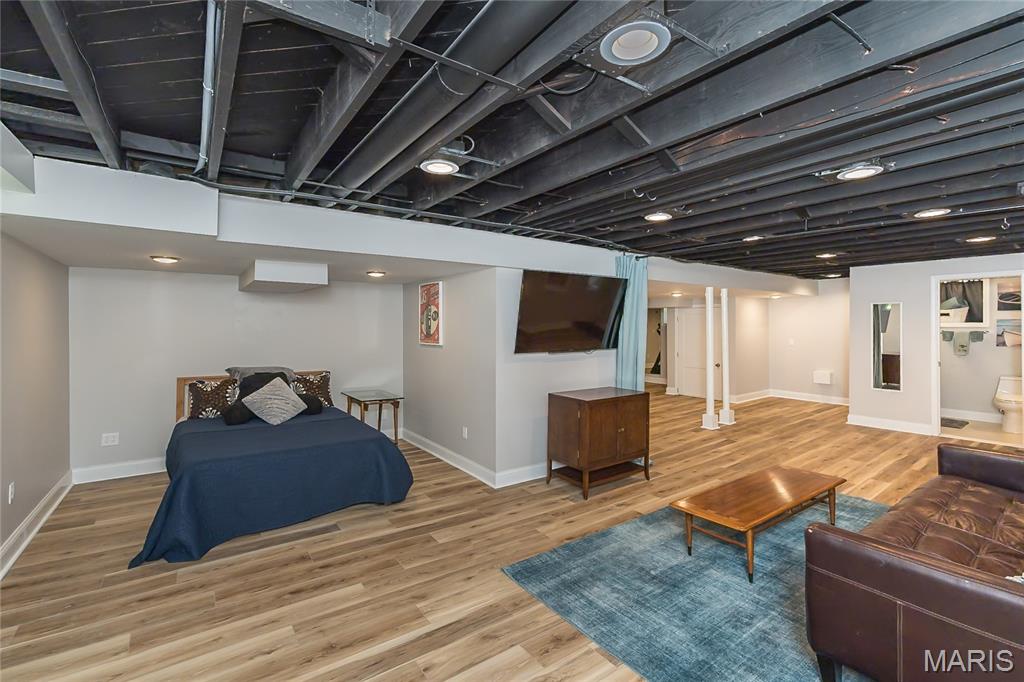 Hi Pointe/DeMun - Residential