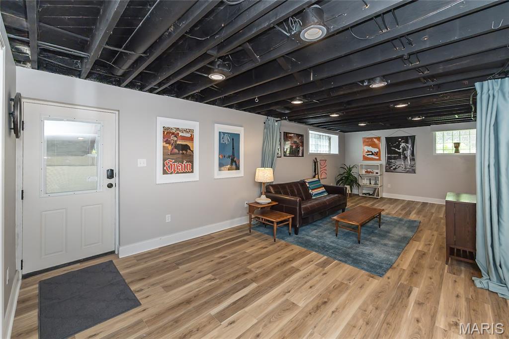 Hi Pointe/DeMun - Residential