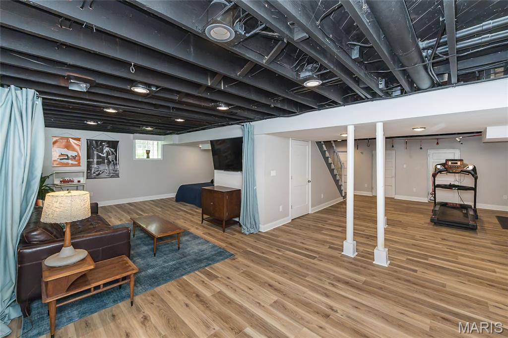 Hi Pointe/DeMun - Residential