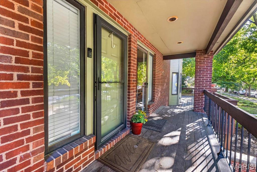 4453 West Pine Boulevard 1
