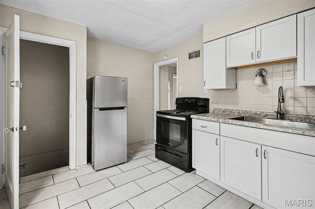 Belle Mead Place Resub Acre Lt 12 - Residential Lease